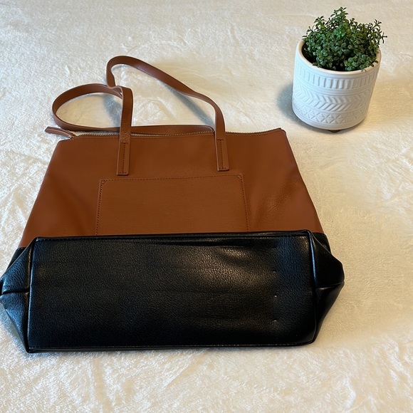 Tote - Picture 4 of 4